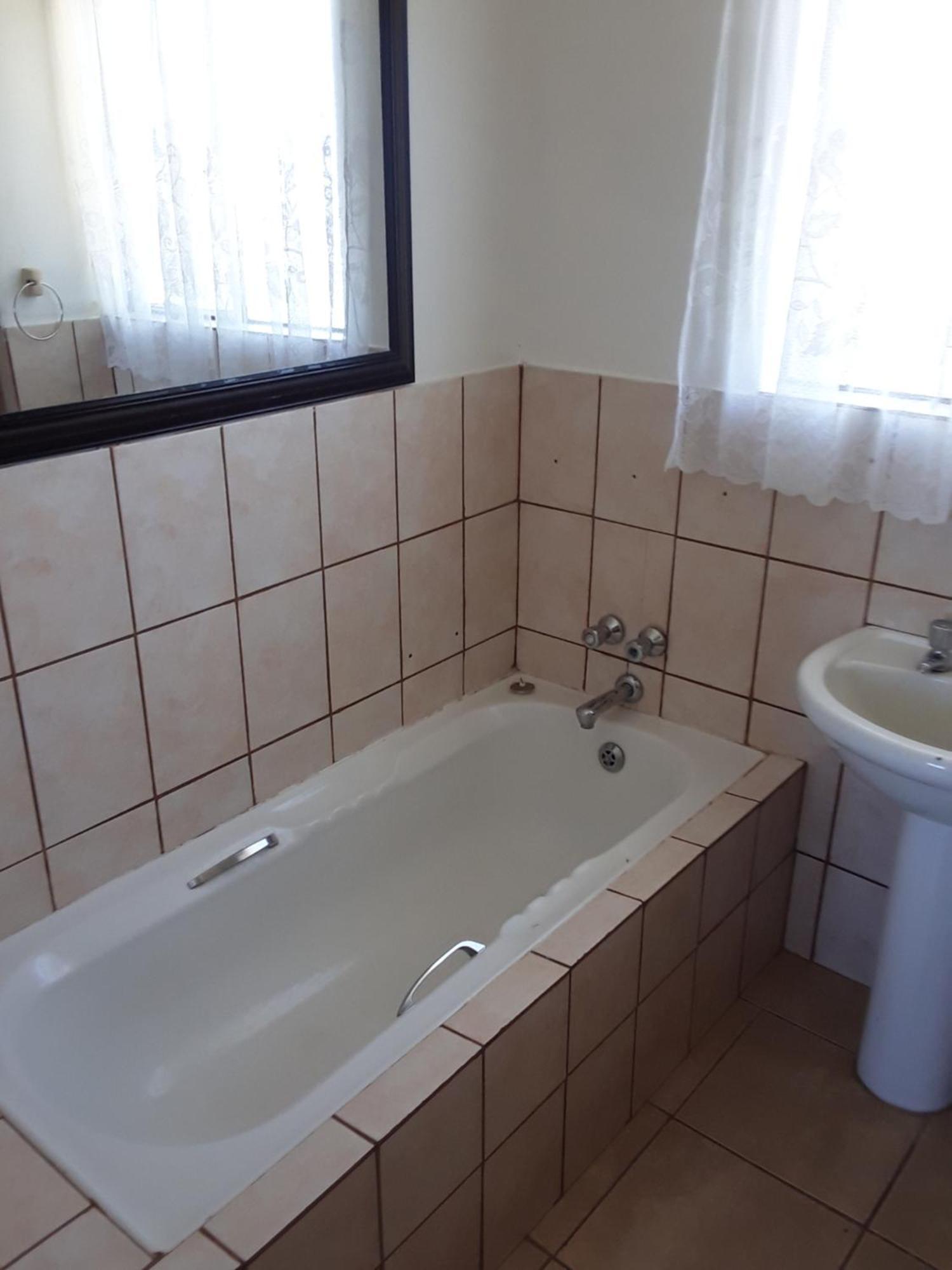 Ditsem Guest Farm Upington Room photo